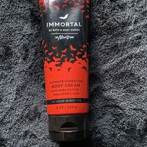 Bath & Body Works Immortal Body Cream - Black and Red